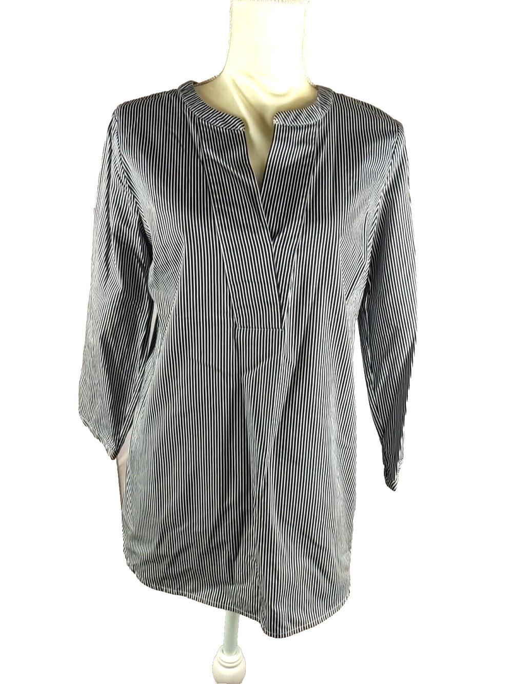 Talbot's Women Shirt Size Medium Black White Stripe Quarter sleeve